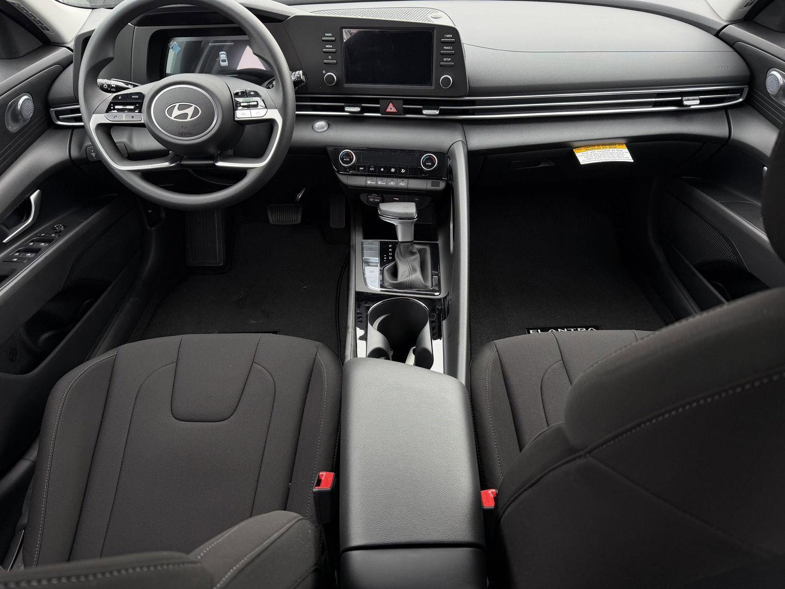 New 2026 Hyundai Elantra Blue image 6