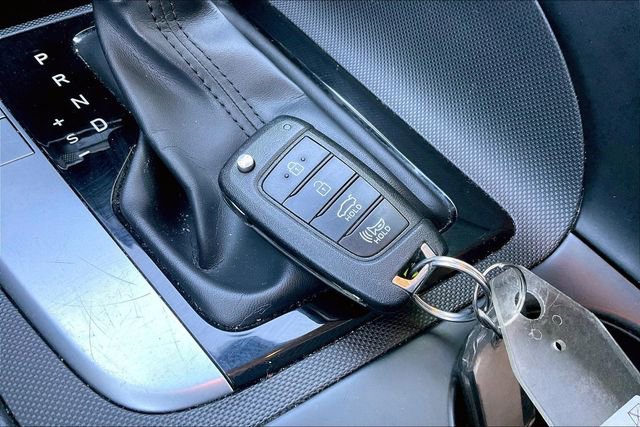 Used 2024 Hyundai Elantra SE image 10