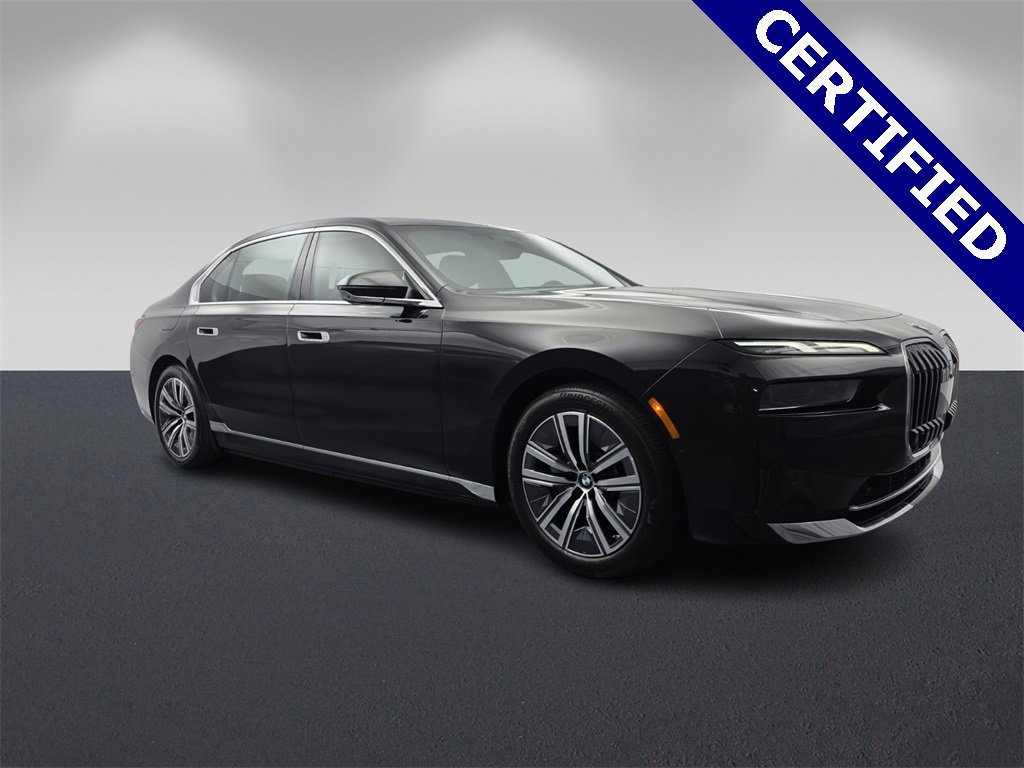 Certified 2023 BMW i7 xDrive60 image 1