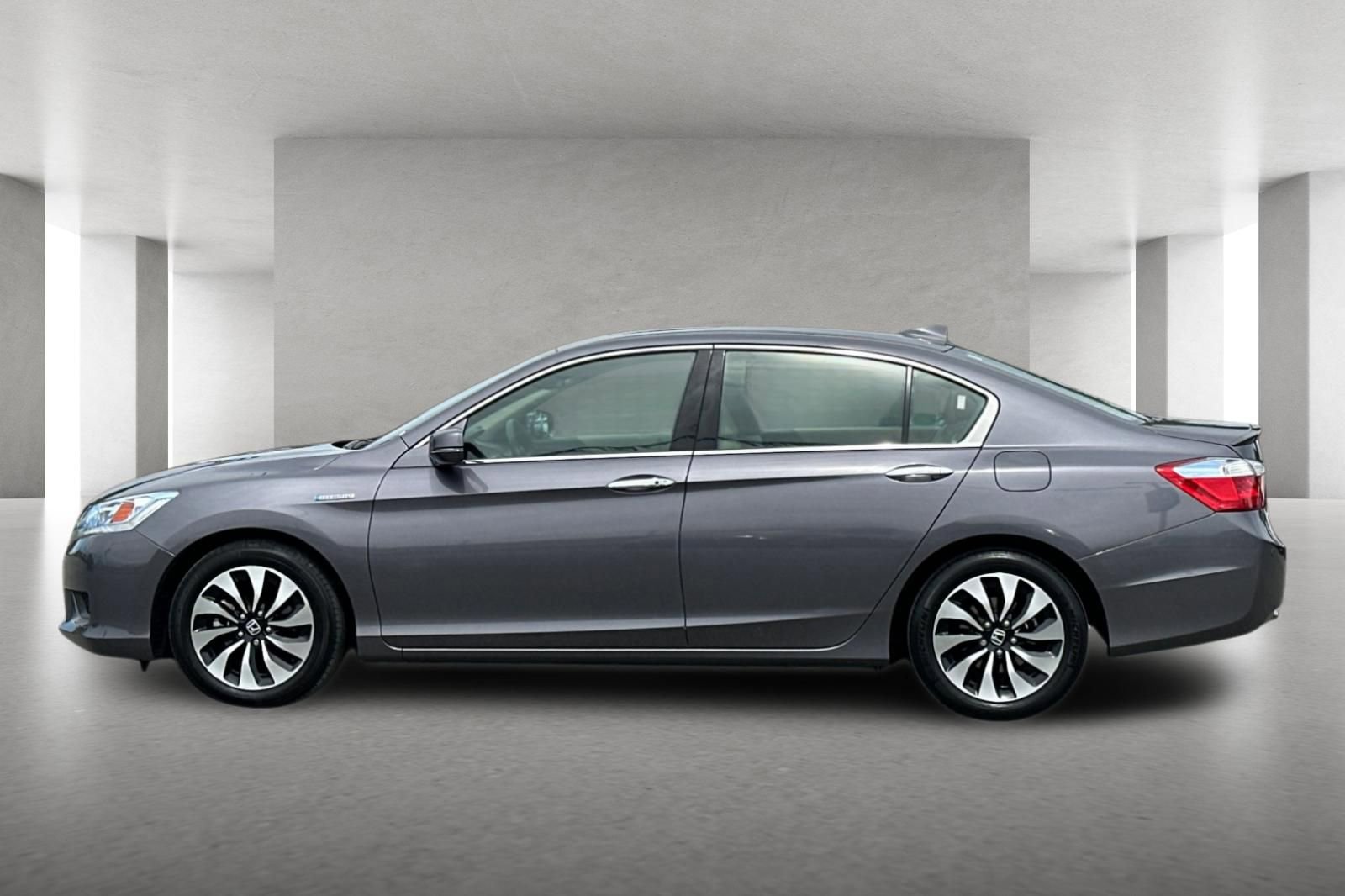 Used 2014 Honda Accord Touring image 7