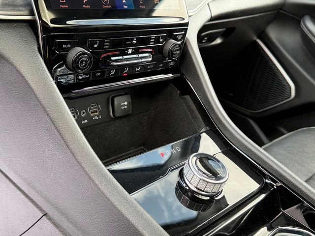 Used 2021 Jeep Grand Cherokee L Limited image 22