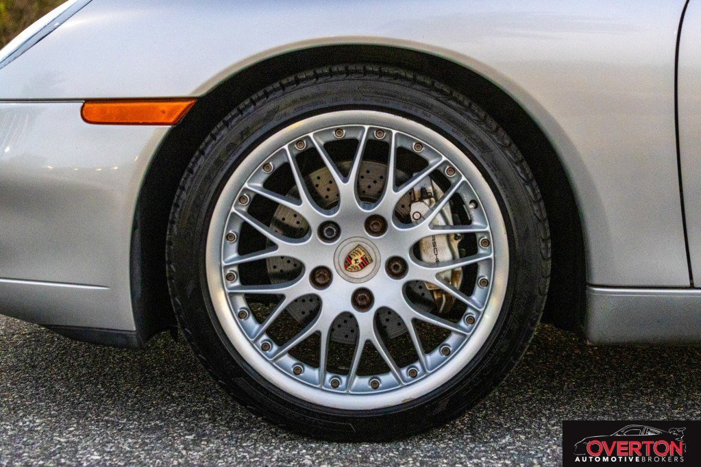 Used 2000 Porsche 911 Carrera RWD image 36