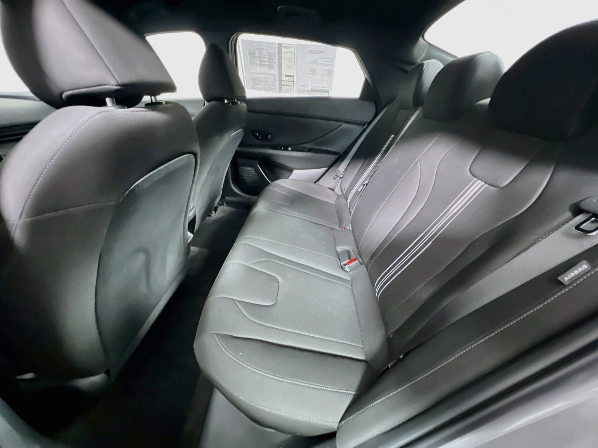 Used 2025 Hyundai Elantra Sport FWD image 27