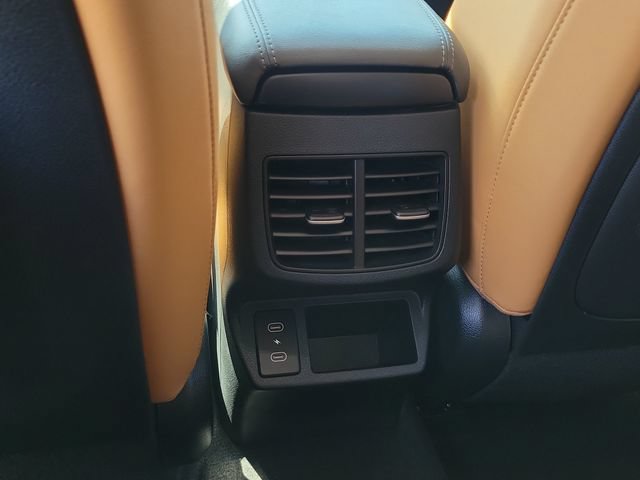 Used 2024 Kia Seltos EX AWD/4WD image 13