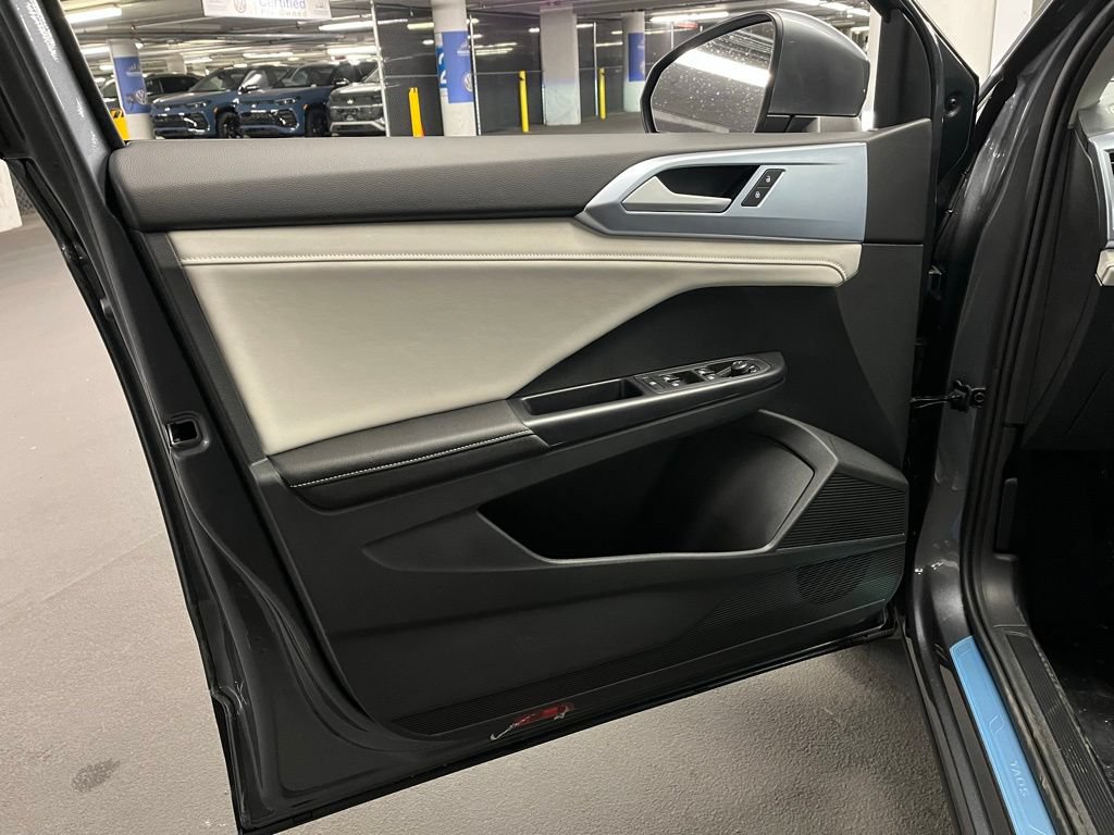 New 2026 Volkswagen Taos SE AWD/4WD image 18