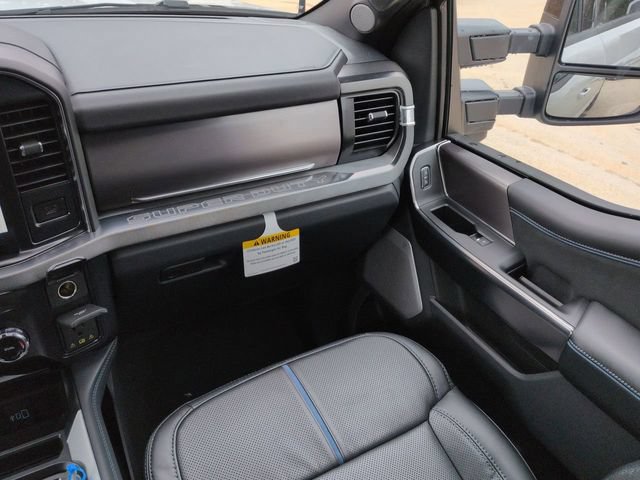 New 2026 Ford F250 Platinum AWD/4WD image 17
