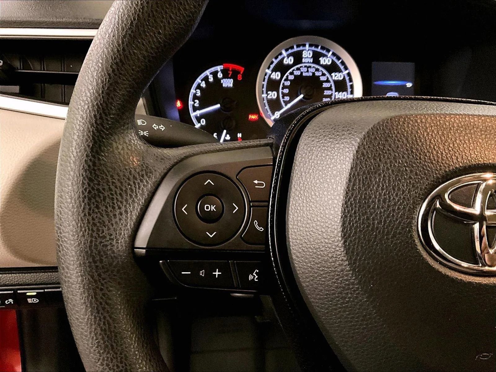 Used 2021 Toyota Corolla LE image 17