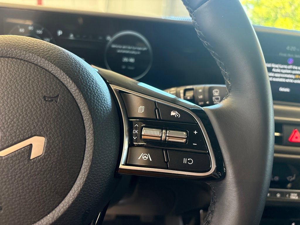 Certified 2024 Kia Seltos EX AWD/4WD image 25