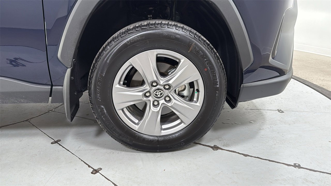 Certified 2025 Toyota RAV4 XLE image 21