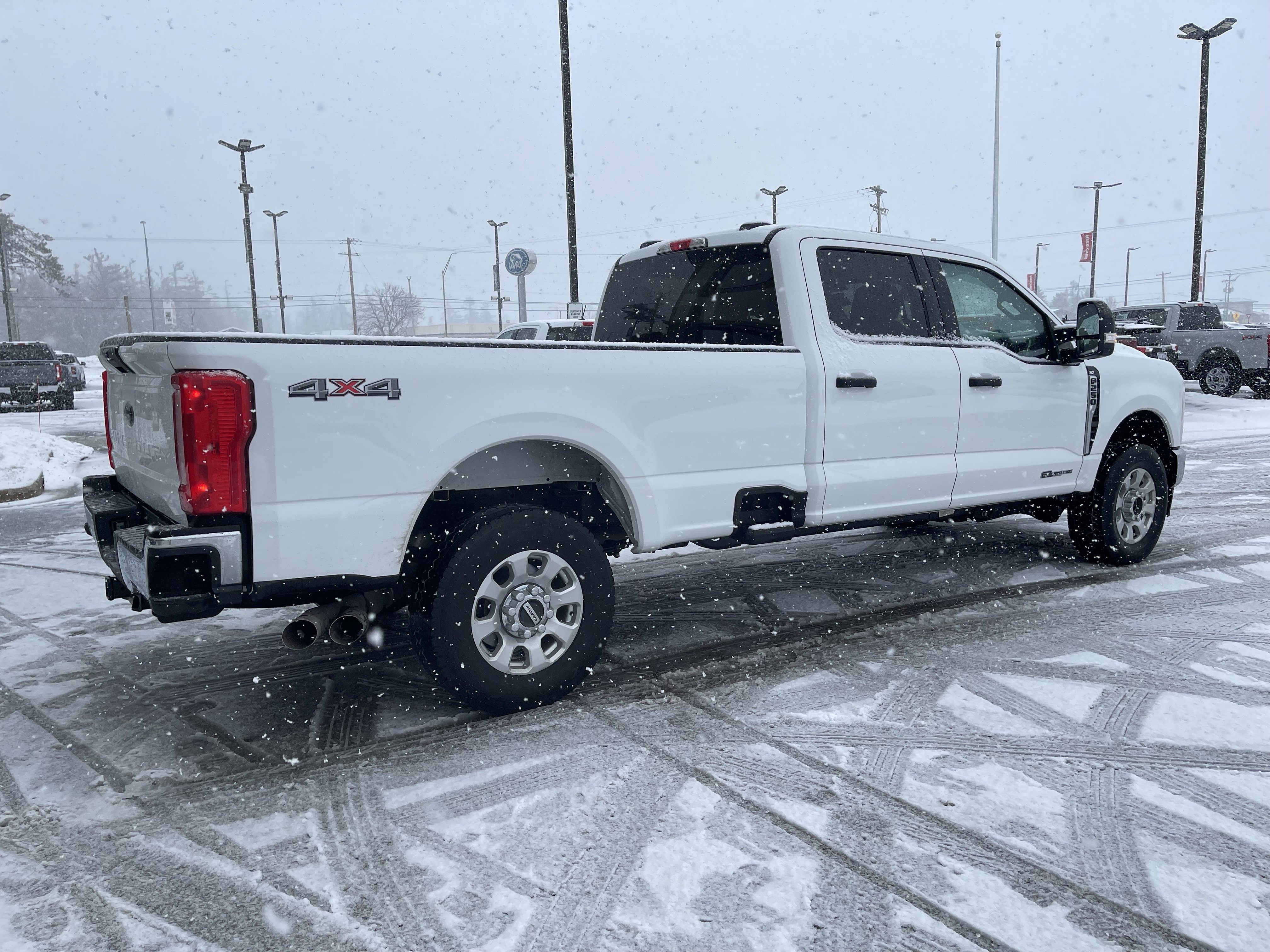 Used 2023 Ford F250 XLT image 4