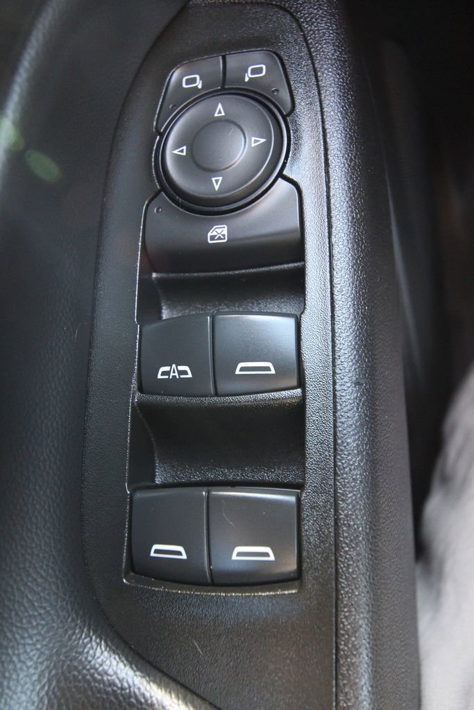 Used 2024 Chevrolet Equinox LT image 21