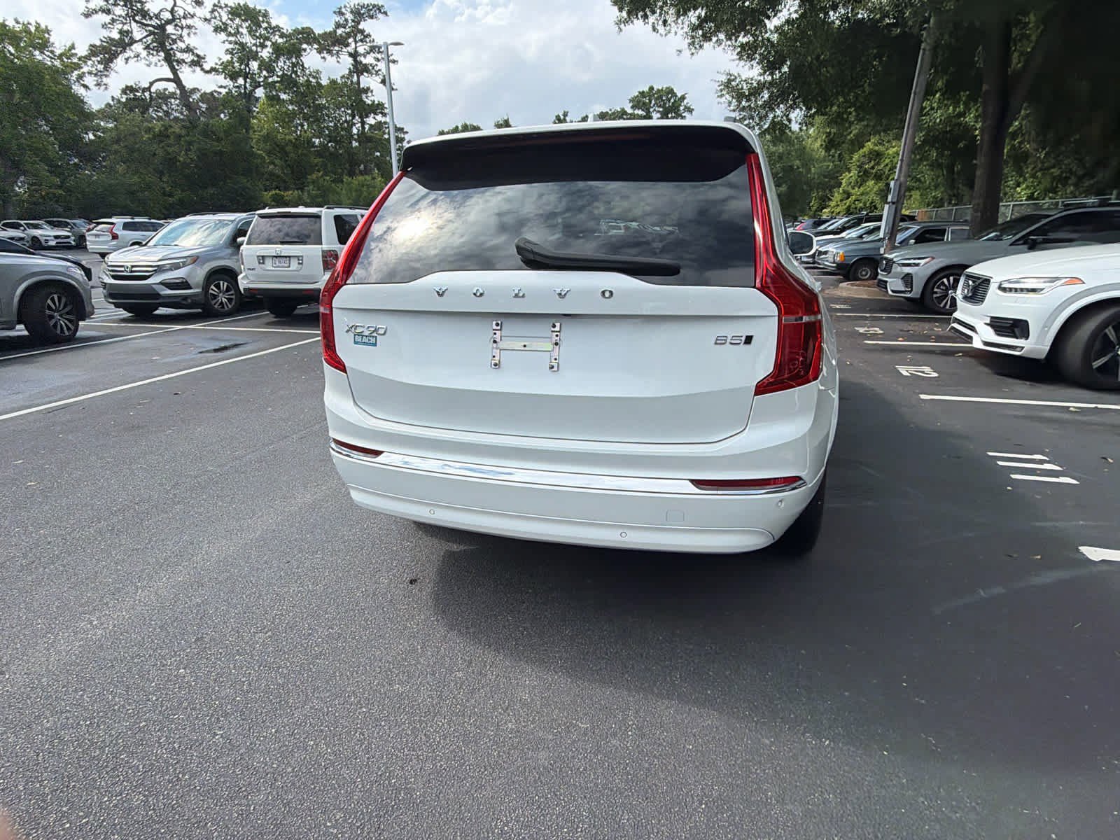 Used 2025 Volvo XC90 B5 Core AWD/4WD image 13