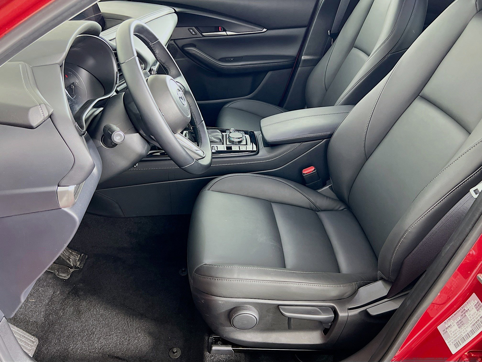 Used 2025 MAZDA CX-30 AWD 2.5 S w/ Select Sport Pkg image 3