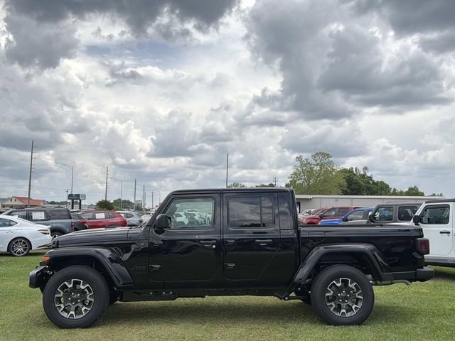 New 2026 Jeep Gladiator Sport AWD/4WD image 16