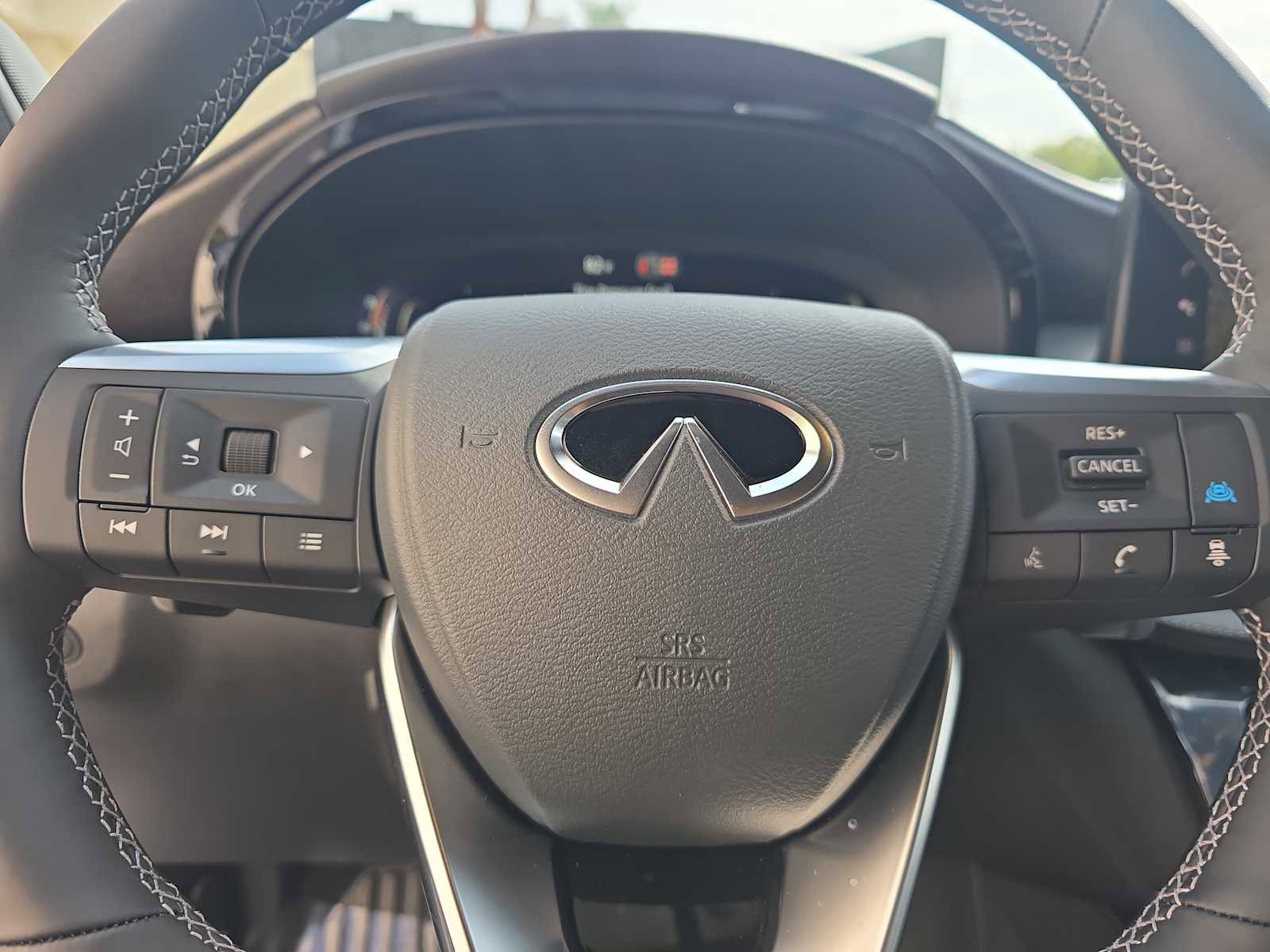 New 2026 INFINITI QX60 Autograph w/ Dark Cargo Package image 27