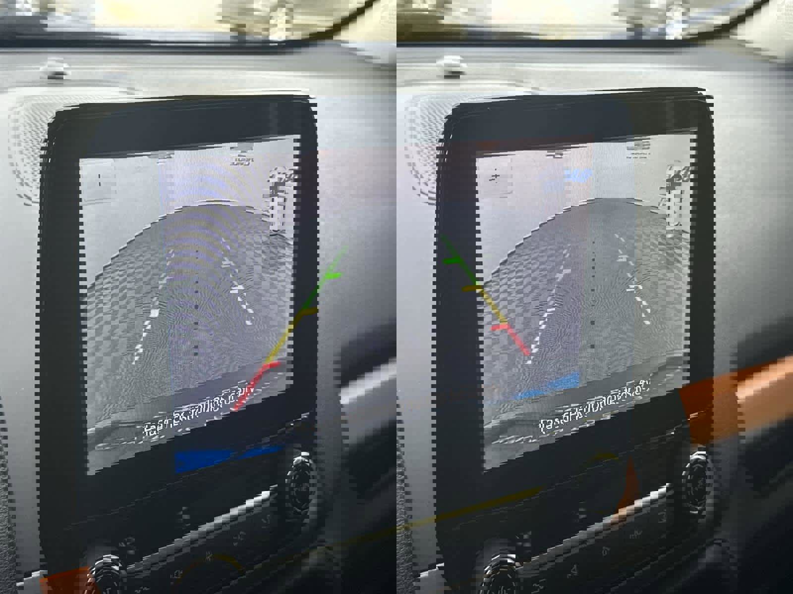 Used 2022 Ford EcoSport SE w/ SE Convenience Package image 18