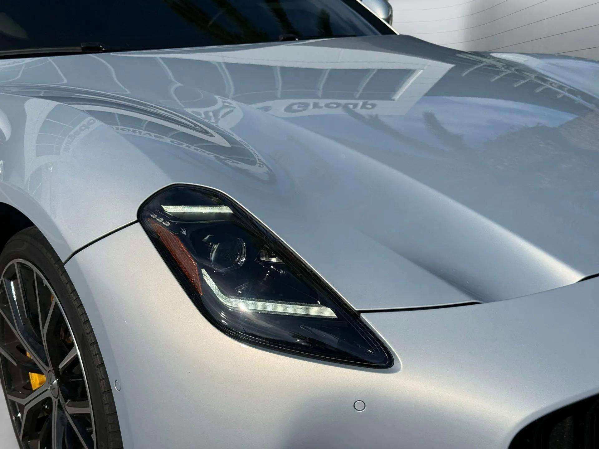 Certified 2025 Maserati GranTurismo Modena AWD/4WD image 18