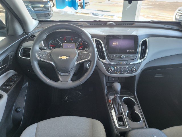 Used 2024 Chevrolet Equinox LT FWD image 3