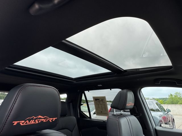 Certified 2025 Honda Pilot TrailSport image 9