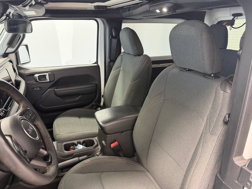 Used 2024 Jeep Wrangler Sport AWD/4WD image 17