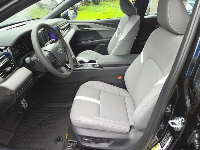New 2026 Toyota Camry SE image 9