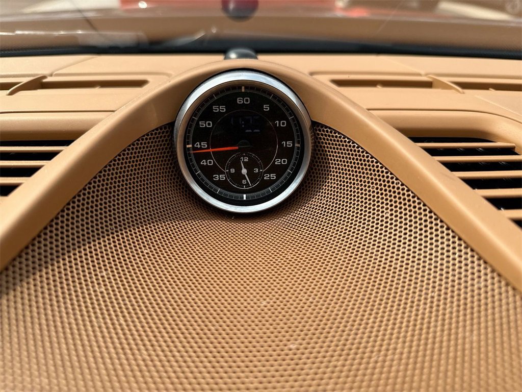 Used 2015 Porsche Panamera Turbo image 27