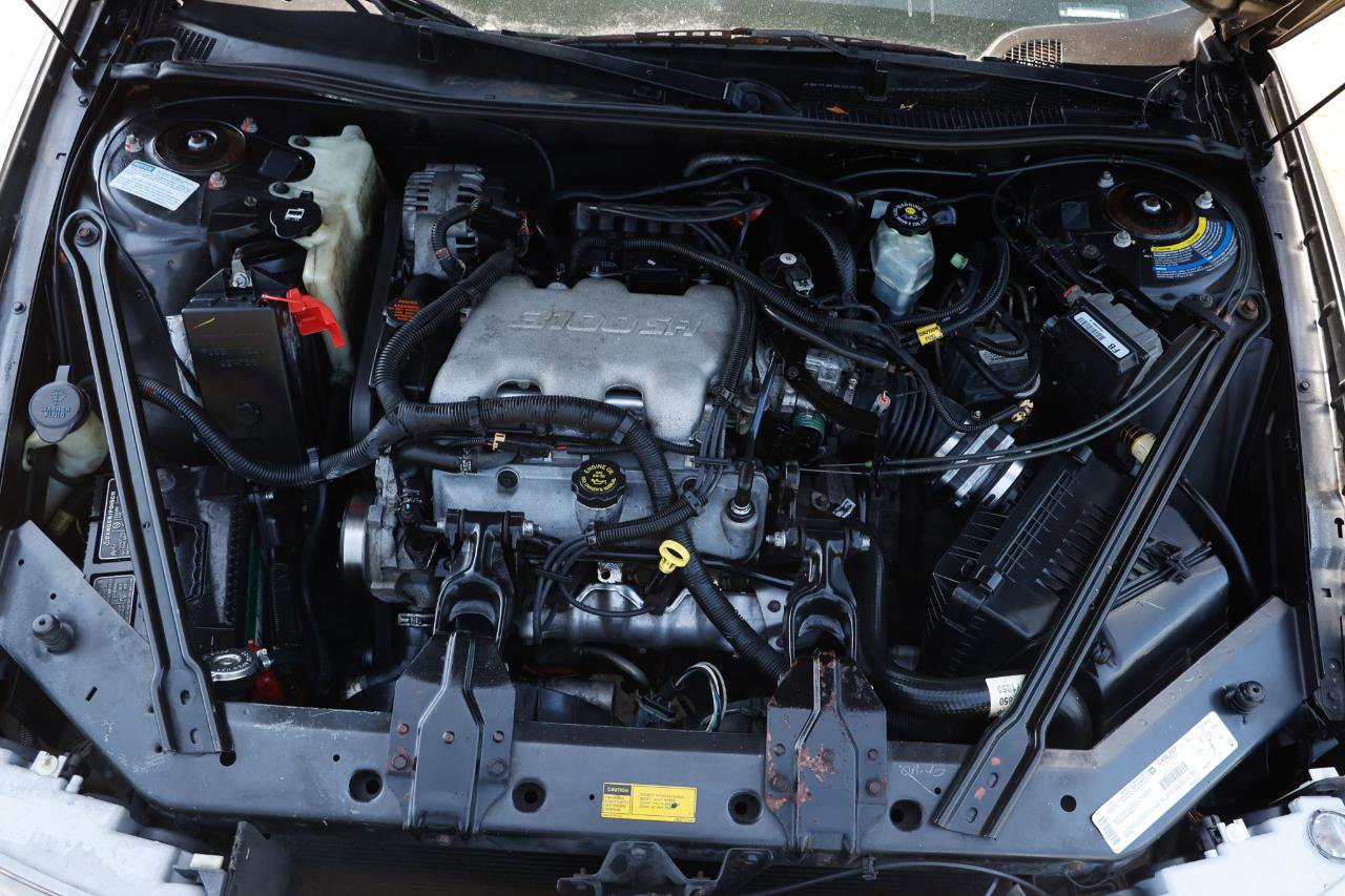 Used 2001 Buick Century Custom w/ Premium Pkg FWD image 33