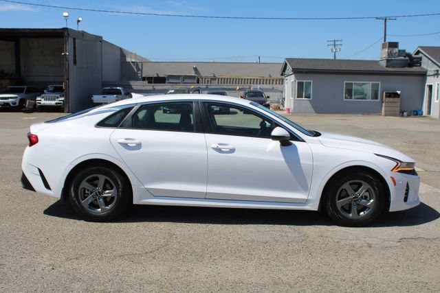 Used 2023 Kia K5 LXS FWD image 3