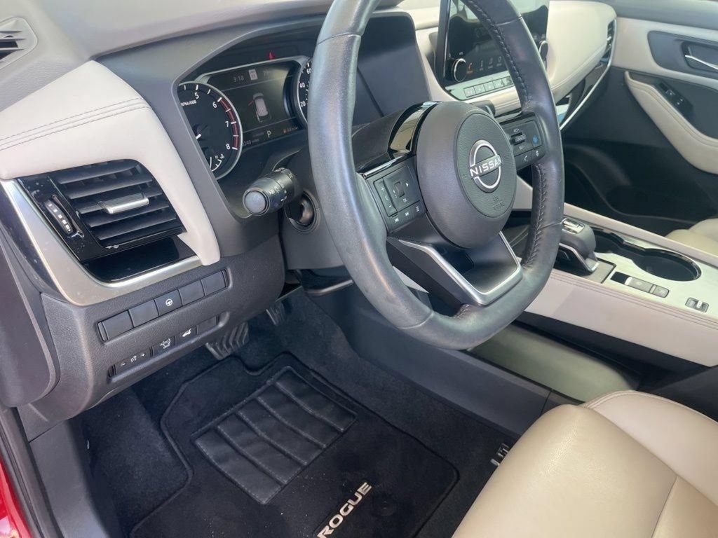 Used 2023 Nissan Rogue SL w/ SL Premium Package FWD image 10