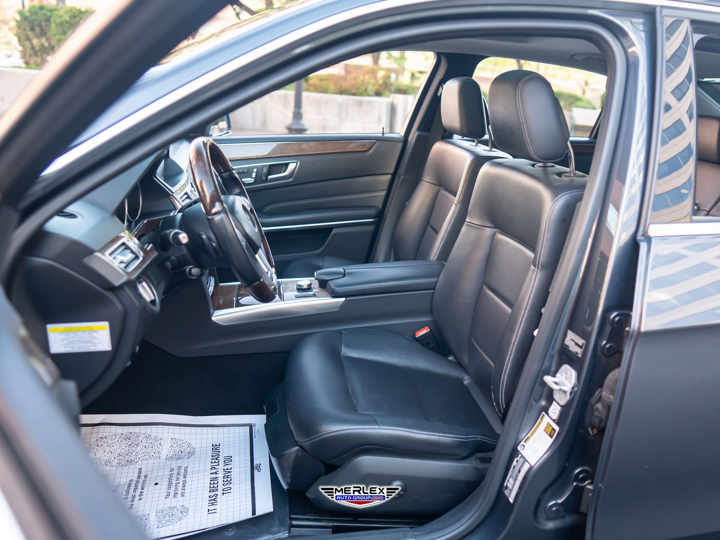 Used 2014 Mercedes-Benz E 350 4MATIC Sedan image 16