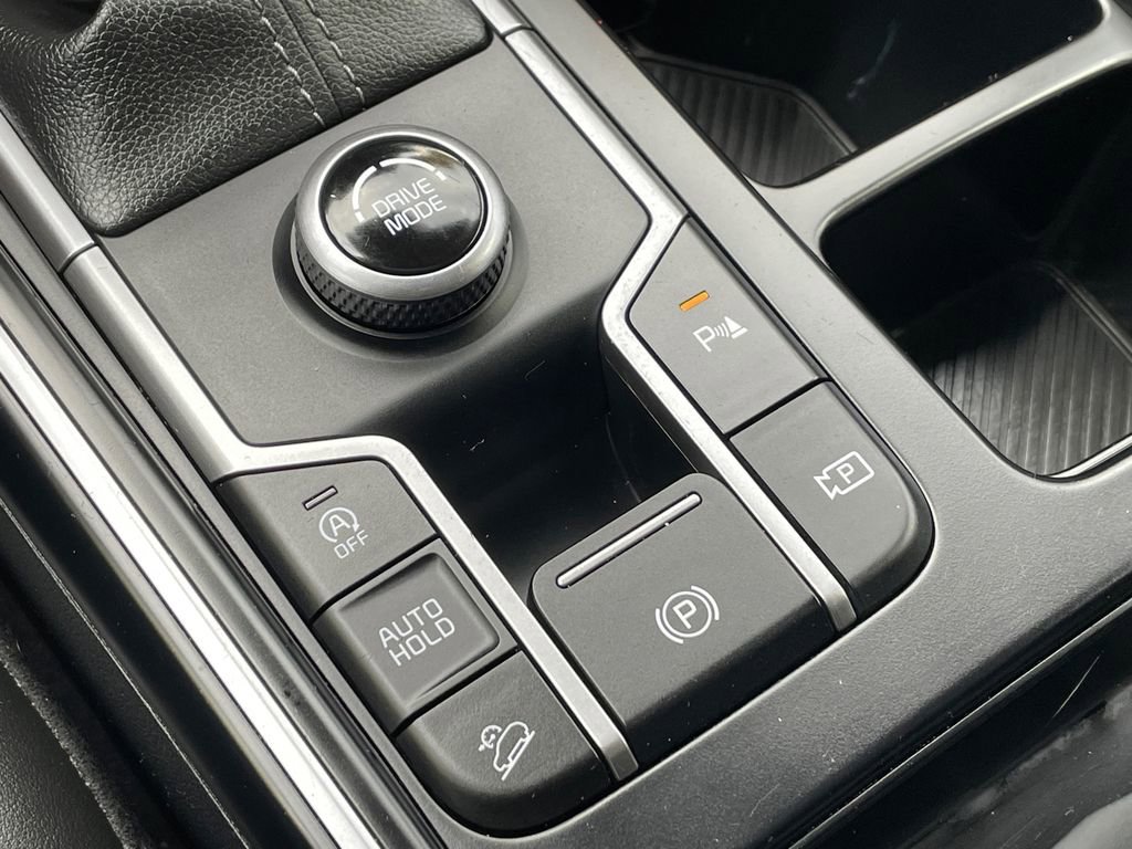 Used 2024 Kia Sorento S image 42