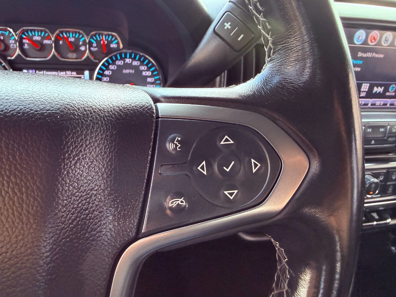 Used 2018 Chevrolet Silverado 2500 LT w/ LT Convenience Package image 38