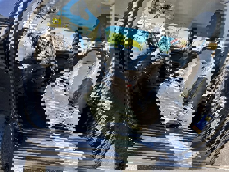 Used 2020 MINI Cooper 2-Door Hardtop image 11