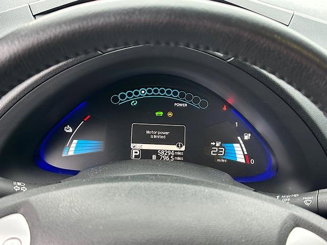 Used 2016 Nissan Leaf SL image 26