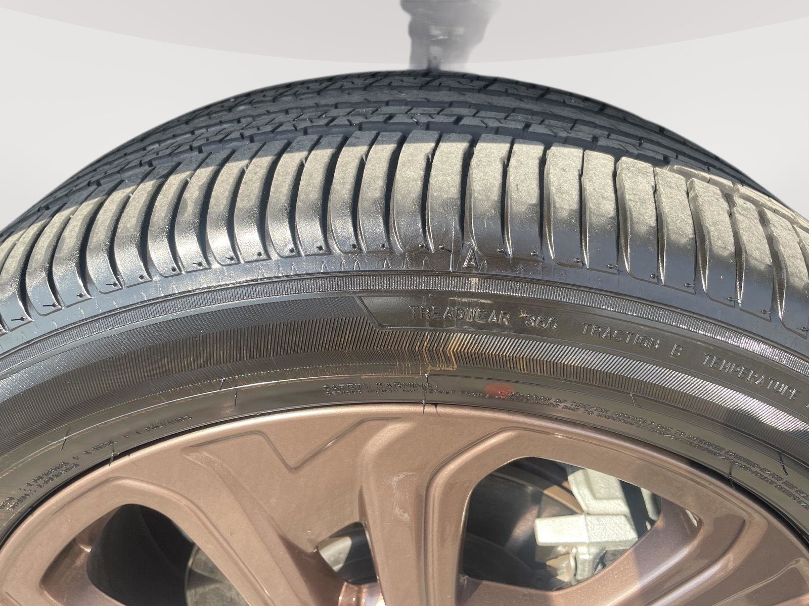 Certified 2025 Subaru Ascent Bronze Edition image 31