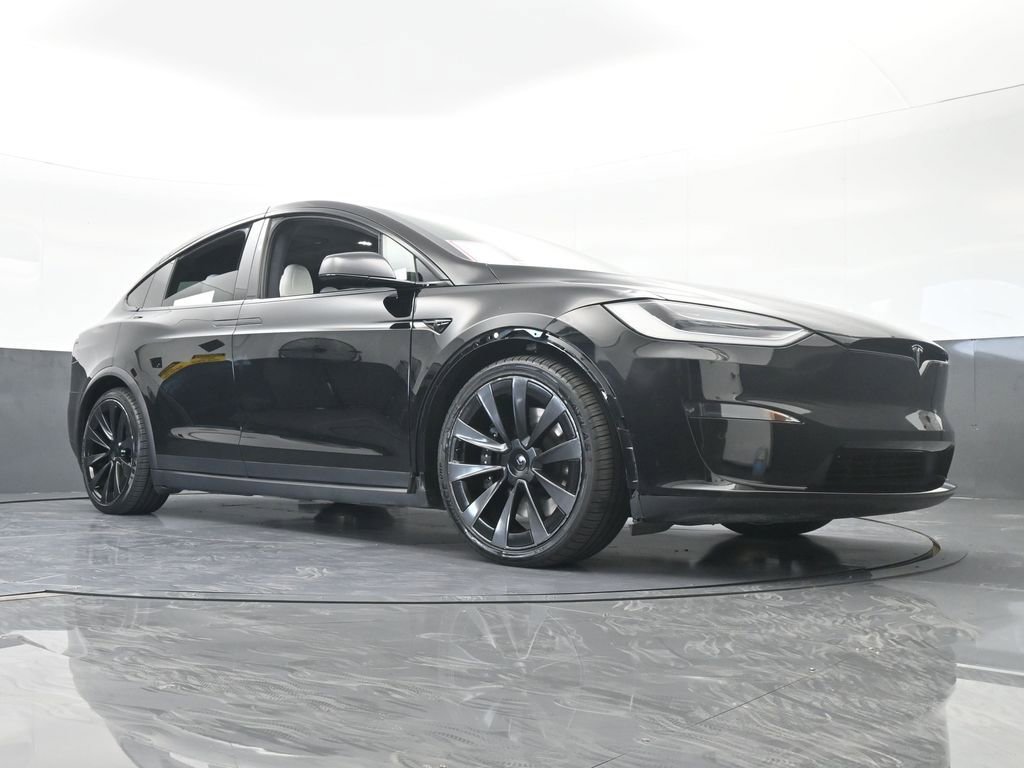 Used 2022 Tesla Model X Plaid image 58