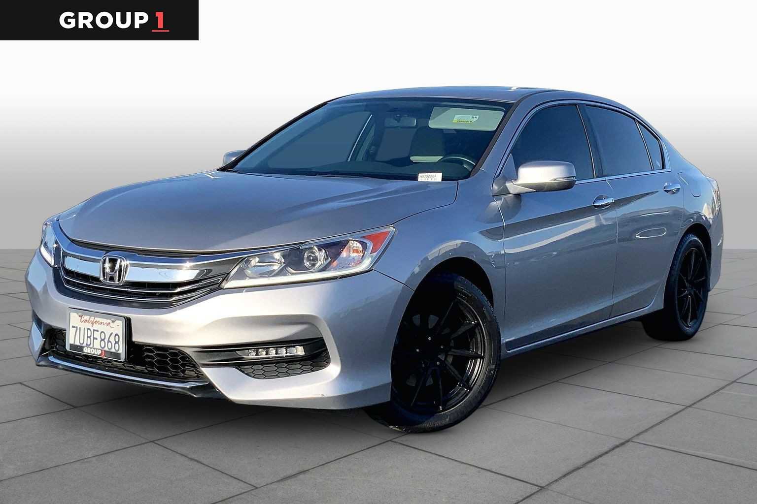 Used 2017 Honda Accord EX image 1