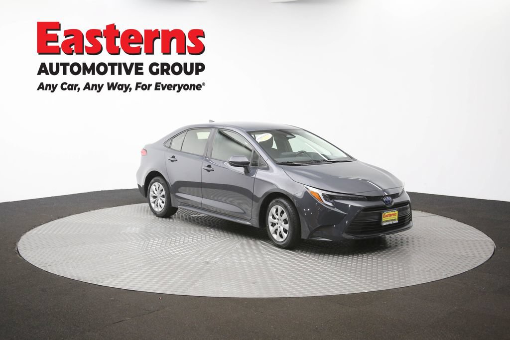 Used 2023 Toyota Corolla LE FWD image 47