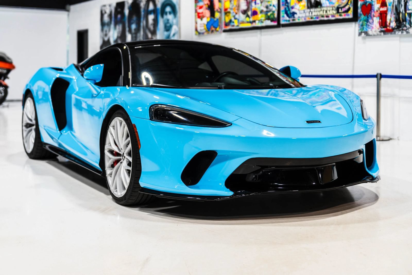 Used 2023 McLaren GT RWD image 11