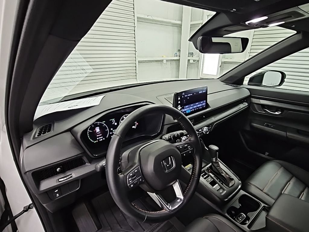 Used 2025 Honda CR-V Sport-L image 12