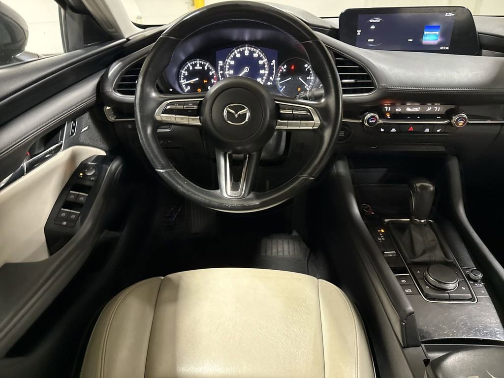 Used 2019 MAZDA MAZDA3 Sedan image 11