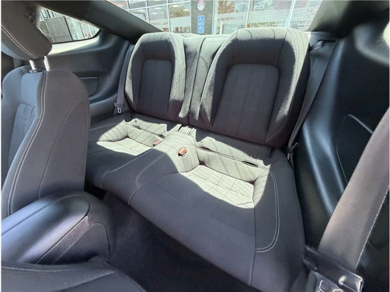 Used 2020 Ford Mustang Coupe RWD image 20