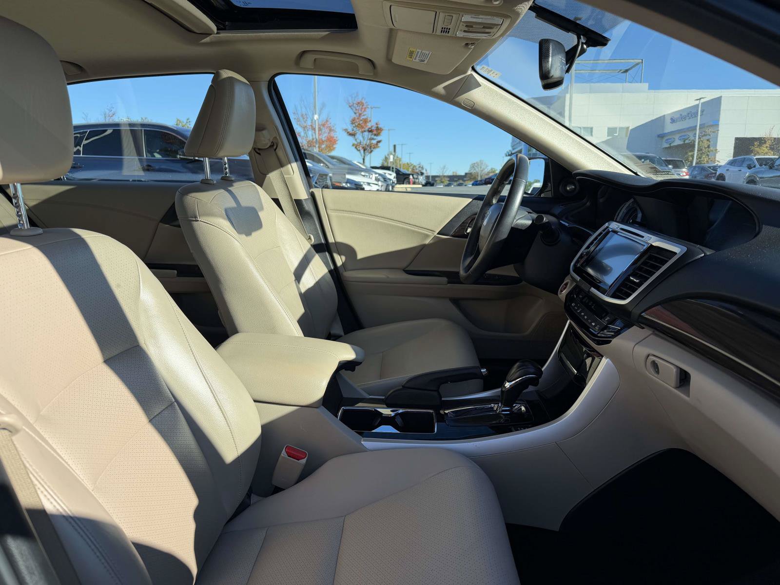 Used 2016 Honda Accord EX-L image 14