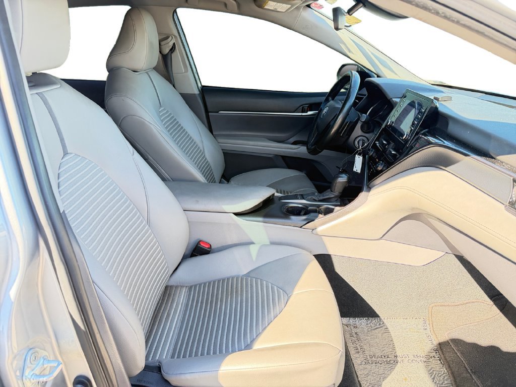 Used 2024 Toyota Camry SE FWD image 14