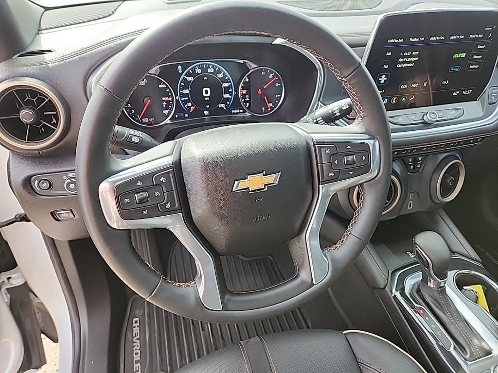 Certified 2024 Chevrolet Blazer Premier w/ LPO, Black Sport Package AWD/4WD image 8