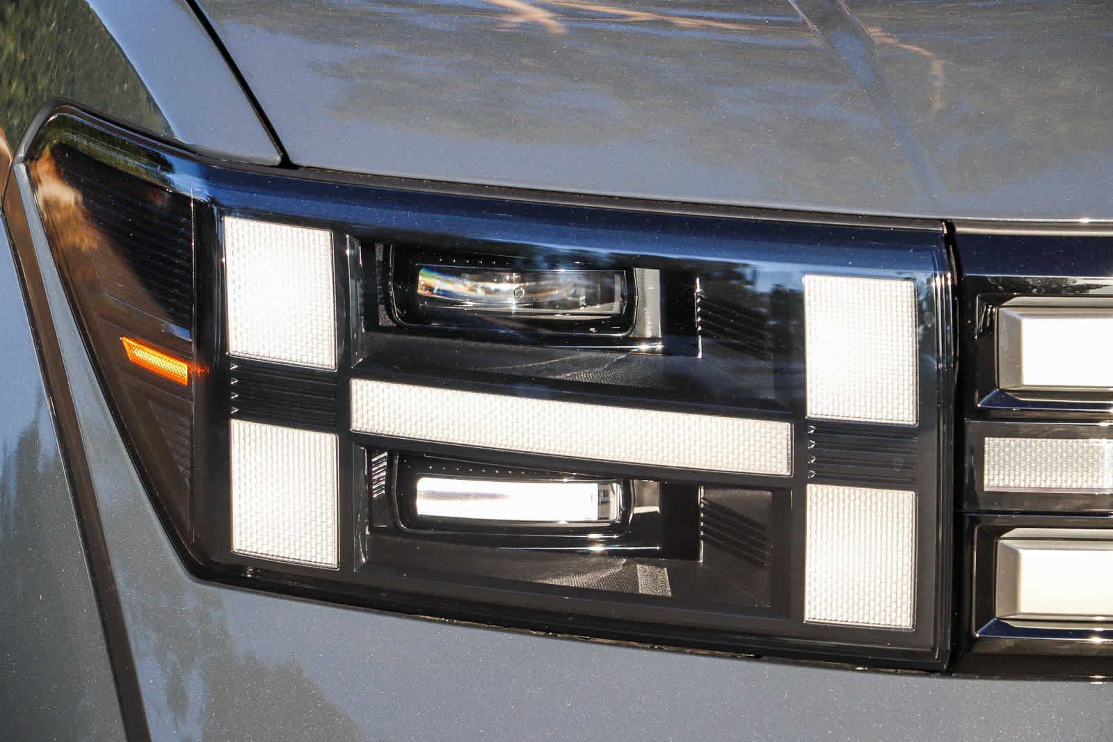New 2027 Hyundai Santa Fe SE FWD image 4