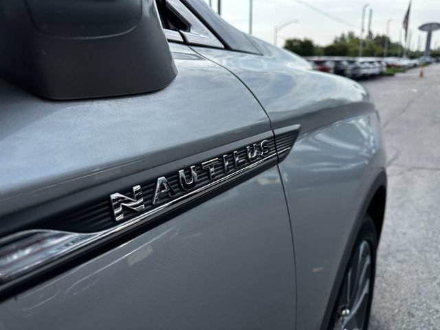 Certified 2023 Lincoln Nautilus Reserve AWD/4WD image 44