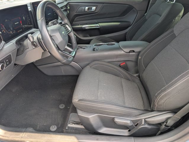 Used 2025 Ford Mustang GT RWD image 14
