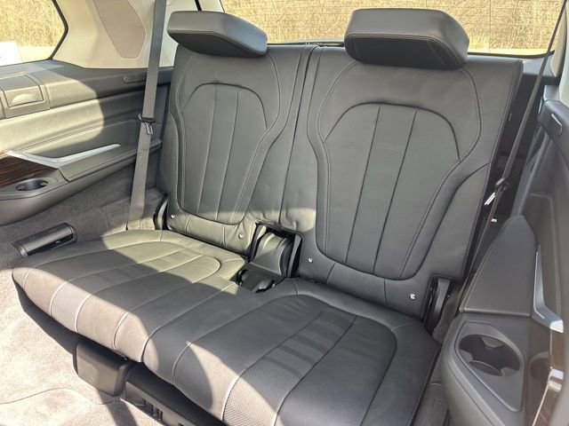 Used 2020 BMW X7 xDrive40i w/ Premium Package image 21