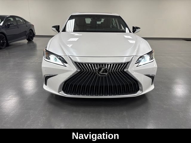 Used 2021 Lexus ES 250 w/ Premium Package AWD/4WD image 2